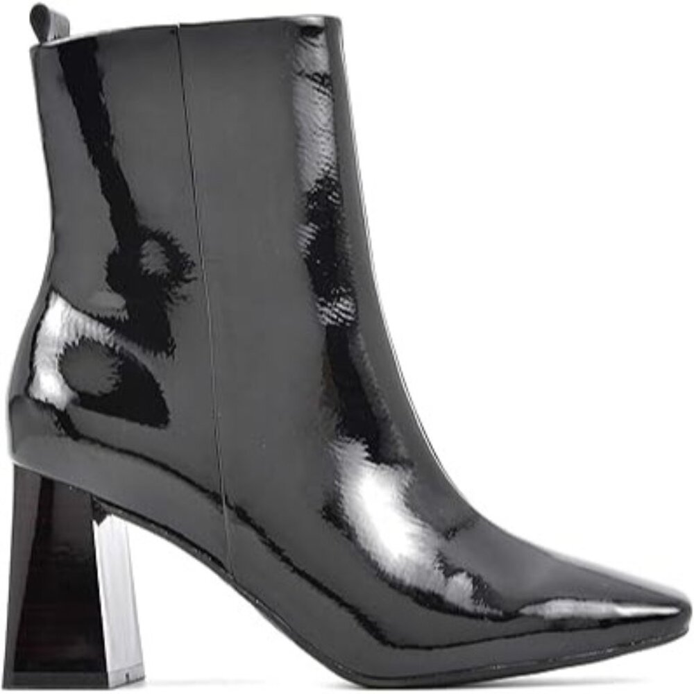 Seven Dials Newton Boot Back Pull Tab Side Zip Patent Womens Black Size 8US
